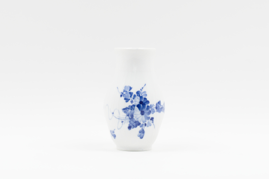Royal Copenhagen Blå Blomst Svejfet Vase