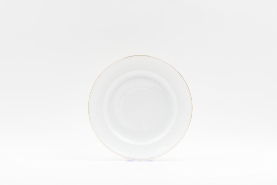 Royal Copenhagen Tradition / Hvid Halvblonde med guldkant Frokosttallerken nr. 572